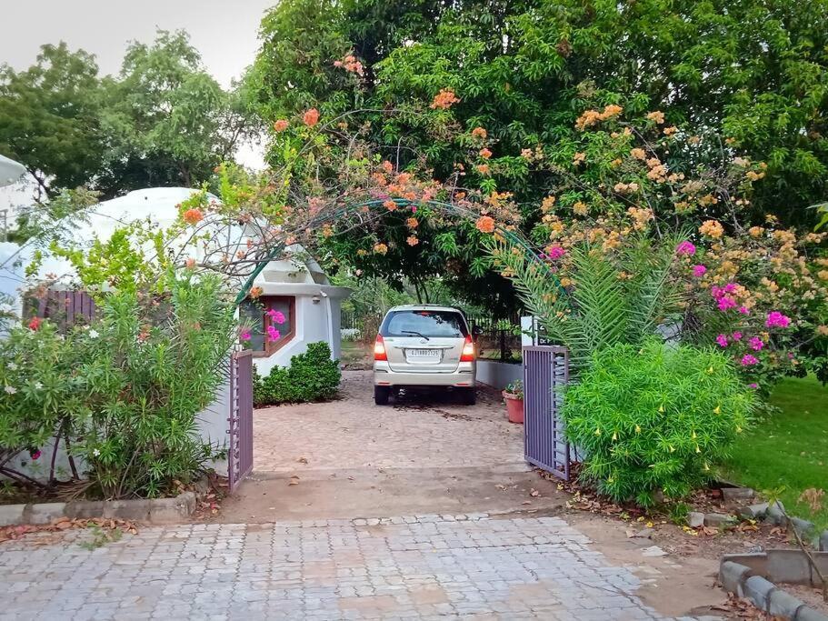 Mamta'S Home- Kensville Nānodra Extérieur photo